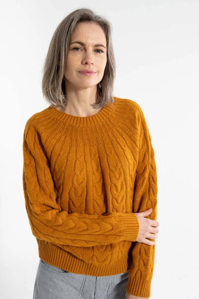 Danefæ Danecables Wool Sweater Golden Honey | Dame Strik