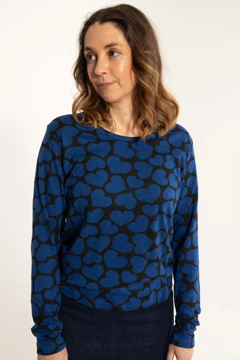 Danefæ Danelotte Heavy Interlock Tee Deep Blue HEARTTHROB | Dame Bluser