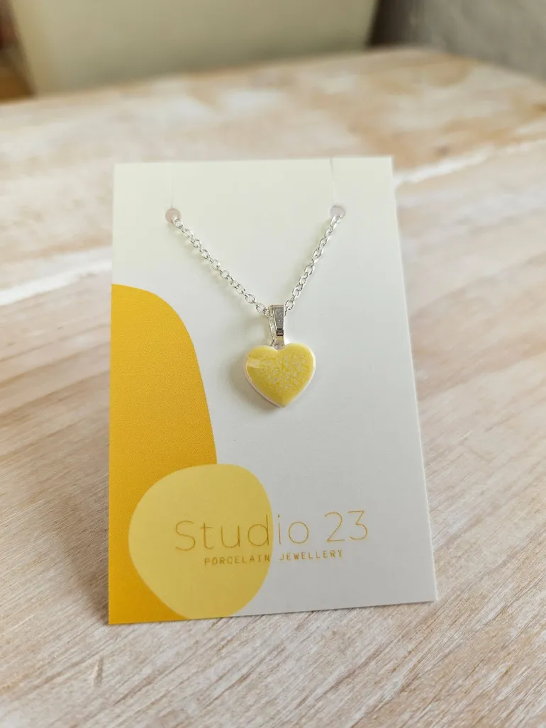 Danefæ Studio 23 Heart Pendant Pink | Dame Smykker