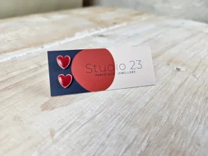 Danefæ Studio 23 Heart Stud Earring Pair Red | Dame Smykker